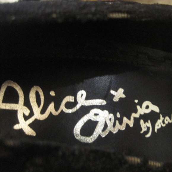 ALICE & OLIVIA Helena Pumps - Picture 2 of 7